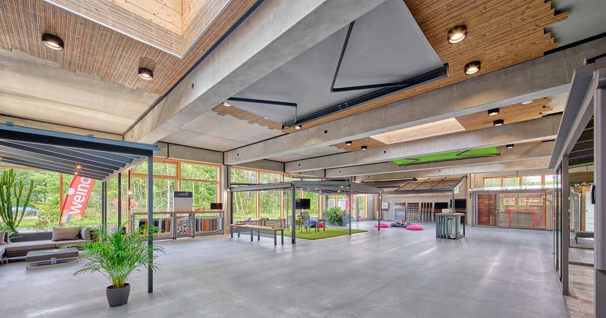 Ausstellung für Wintergärten, Terrassendächer und Sonnenschutz von Oberhauser Bau-Systeme.