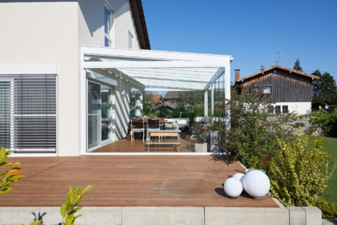 Professionell gefertigte Gartenmoebel Schutz Kaltwintergarten 1 mit zeitlosem Design