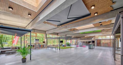 Besucher Wintergarten Ausstellung Oberhauser Bau Systeme GmbH