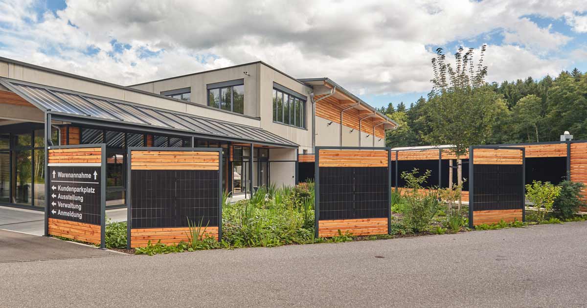 PV Anlage Zaun Module renkrecht