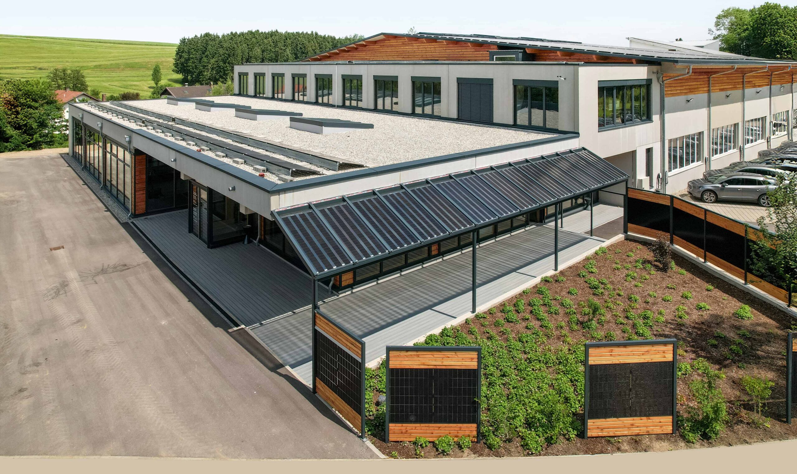 oberhauser-bau-systeme-rohrbach-ausstellung-dachsysteme-ueberdachungen-pv-wintergarten