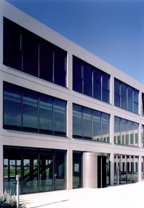 unterholzer-metallbau-gmbh-glasbaufassade-muenchen